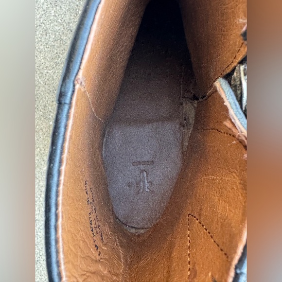 Frye Black Leather zip up  Ankle Boots nwot 7.5 - Picture 9 of 12